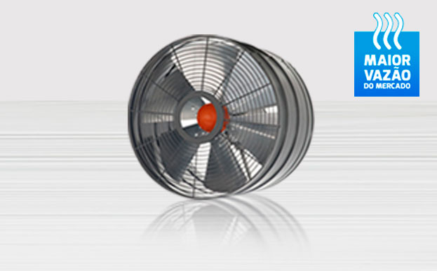 Nebulizador de alta pressão da Clima Flex sendo utilizado em uma ordenha de leite