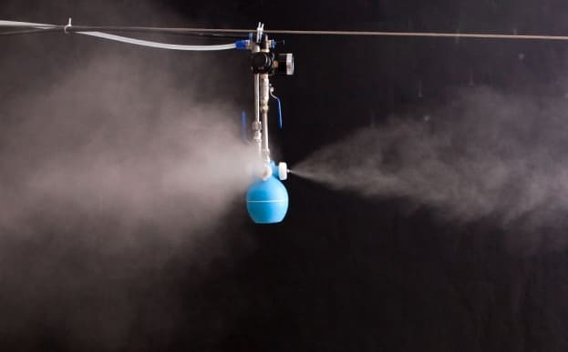 Imagem ilustrativa do nebulizador aéreo em uso